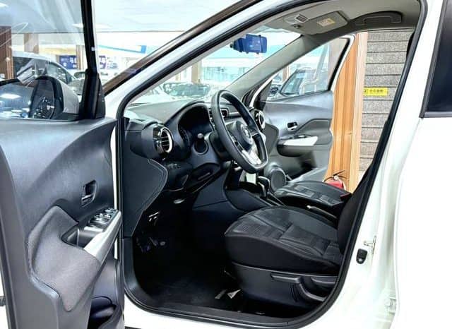 
								Nissan Kicks, 2020 full									