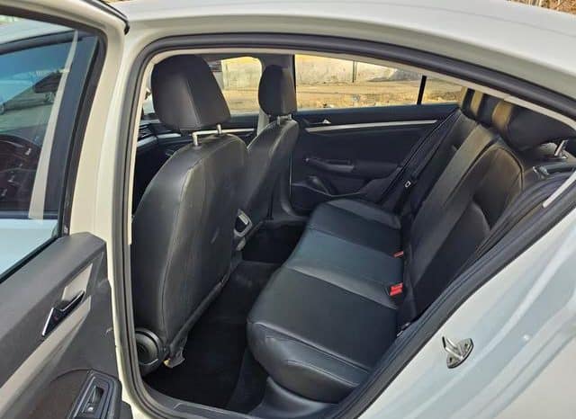 
								Volkswagen Bora, 2021 full									