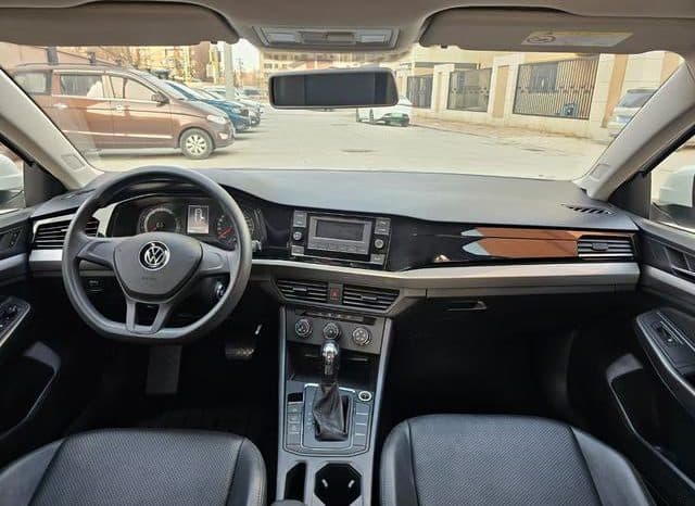 
								Volkswagen Bora, 2021 full									