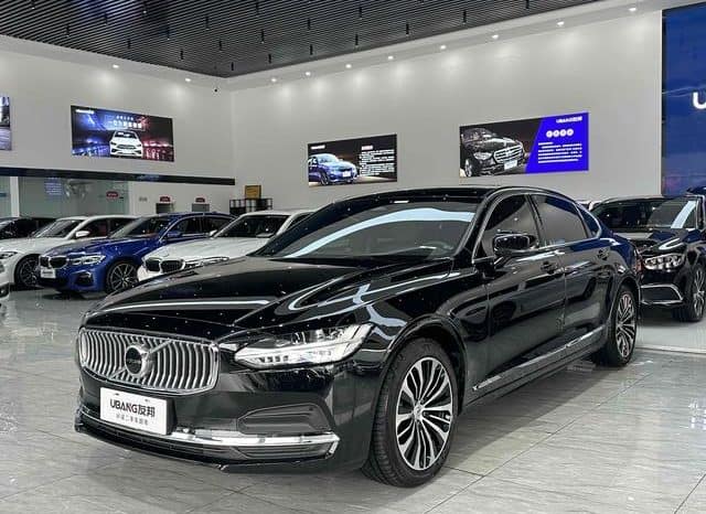 67d2b17baddd1 Volvo S90, 2024