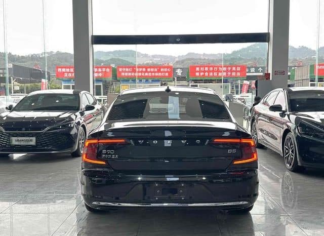 
								Volvo S90, 2024 full									