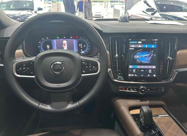 
								Volvo S90, 2024 full									