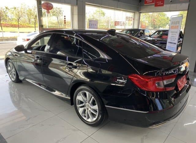 
								Honda Accord, 2020 full									