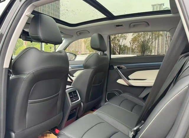 
								Geely Atlas, 2022 full									