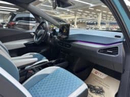 
										Volkswagen ID.3, 2022 full									
