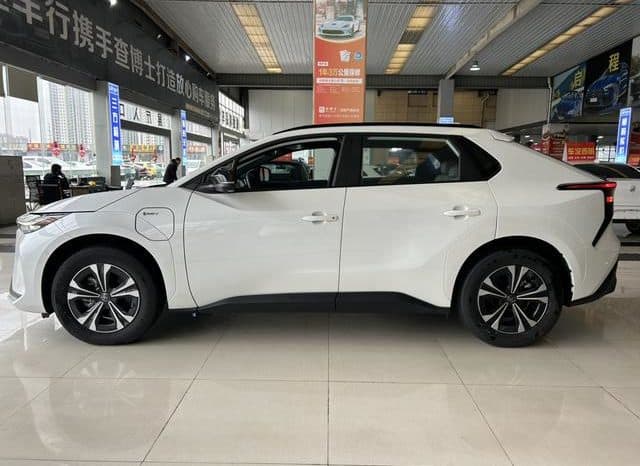 
								Toyota GAC bZ4X, 2024 full									