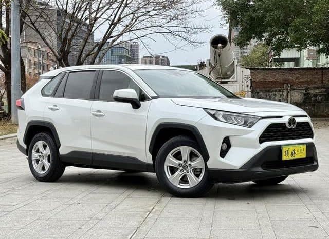 
								Toyota RAV4 (IV), 2021 full									