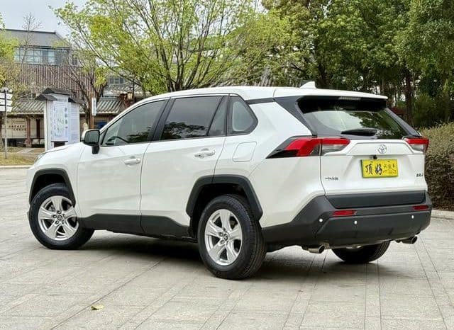 
								Toyota RAV4 (IV), 2021 full									