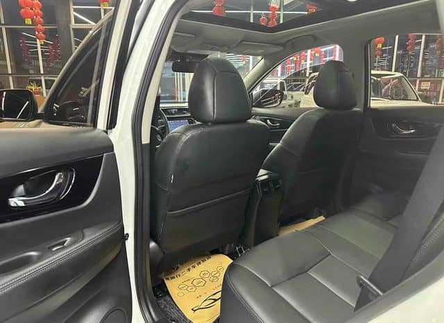 
								Nissan X-Trail (III), 2023 full									