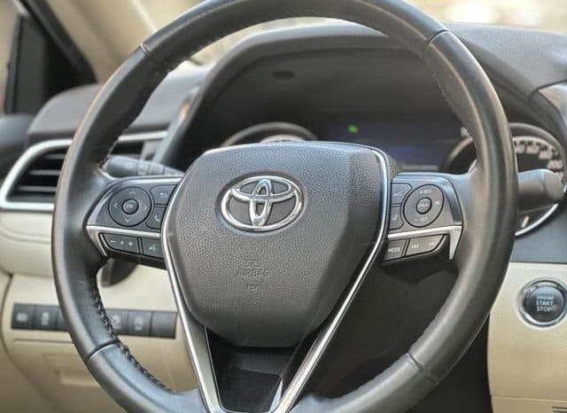 
								Toyota Camry, 2020 full									