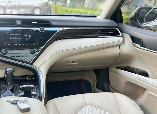
								Toyota Camry, 2020 full									