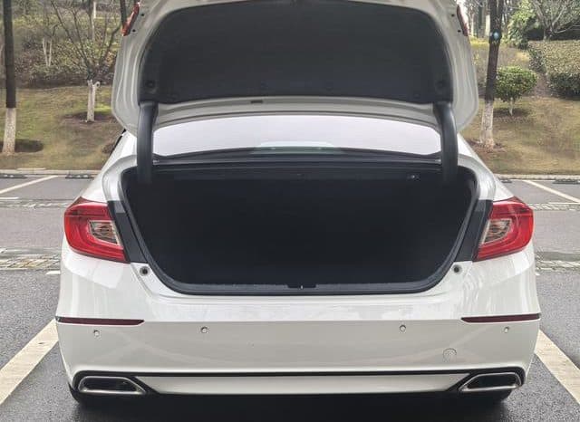
								Honda Accord, 2021 full									