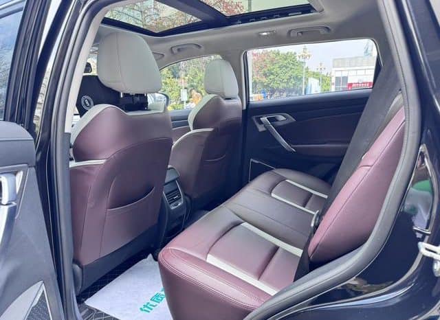 
								Geely Atlas, 2023 full									