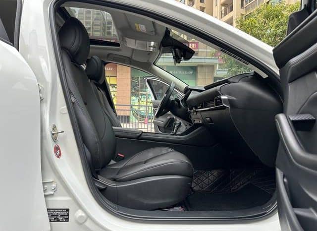 
								Mazda 3 (IV), 2021 full									