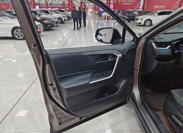 
								Toyota RAV4 (IV), 2023 full									