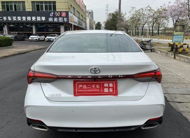 
								Toyota Avalon, 2021 full									
