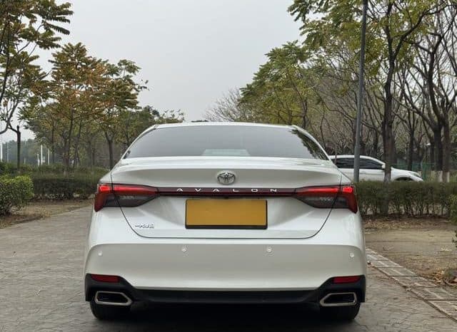 
								Toyota Avalon, 2021 full									