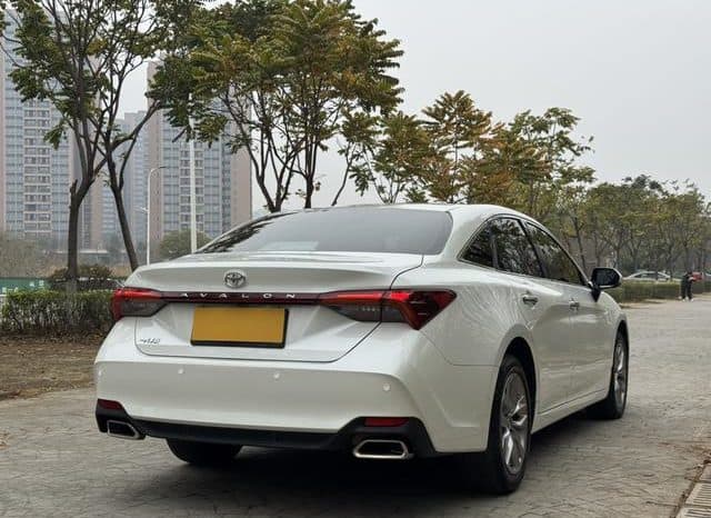 
								Toyota Avalon, 2021 full									