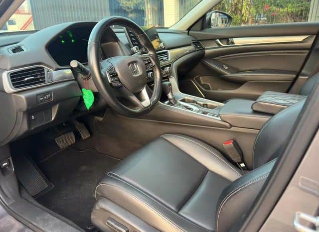 
								Honda Accord, 2020 full									