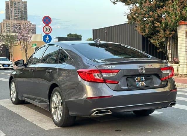 
								Honda Accord, 2020 full									