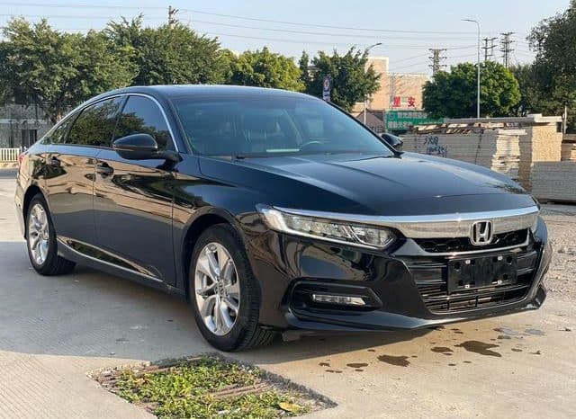 
								Honda Accord, 2021 full									