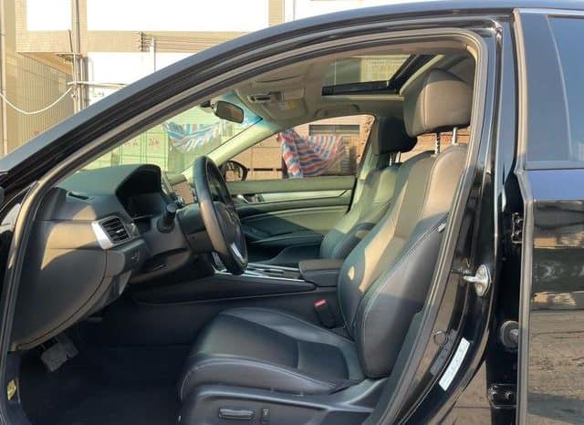 
								Honda Accord, 2021 full									