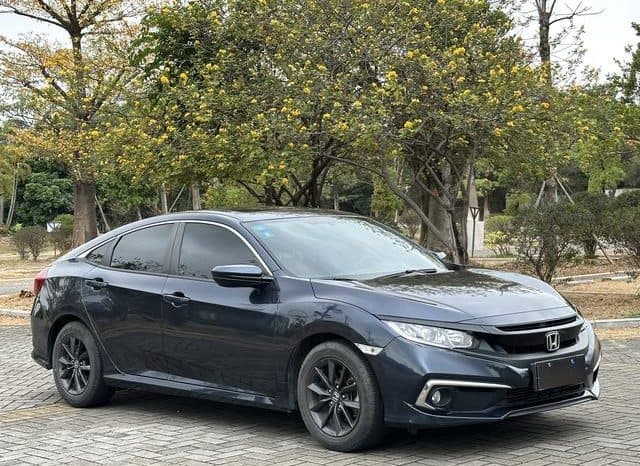 
								Honda Civic, 2020 full									