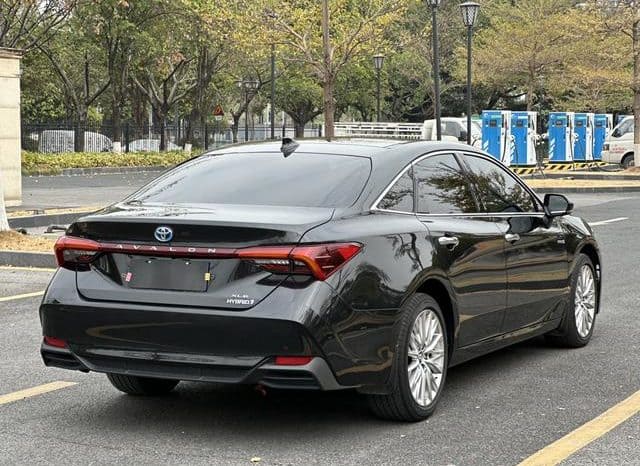 
								Toyota Avalon, 2022 full									