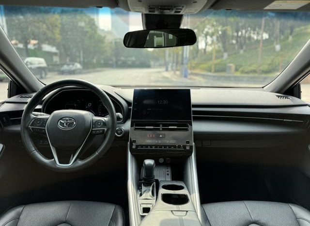 
								Toyota Avalon, 2022 full									