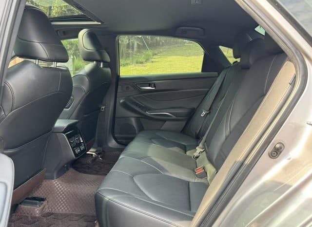 
								Toyota Avalon, 2022 full									