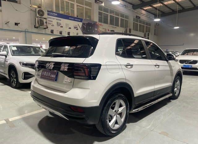 
								Volkswagen T-Cross, 2020 full									
