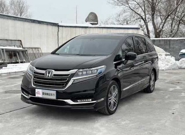 67d2f9f26b6e0 Honda Elysion, 2021