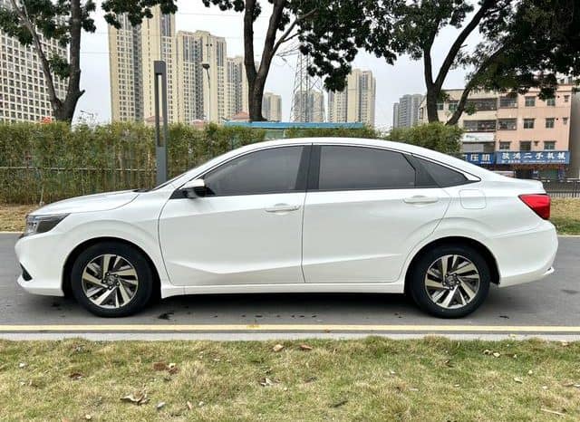 
								Honda Crider, 2020 full									