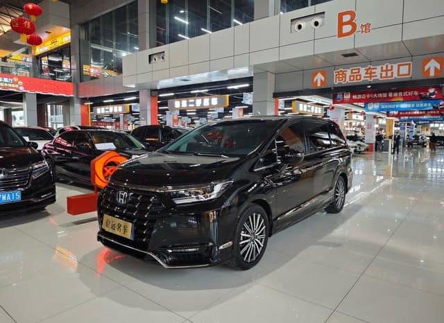 67d2fdbff13fb Honda Elysion, 2023