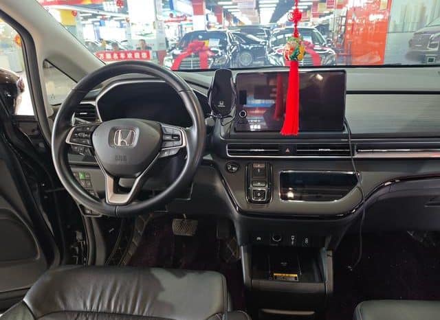 
								Honda Elysion, 2023 full									