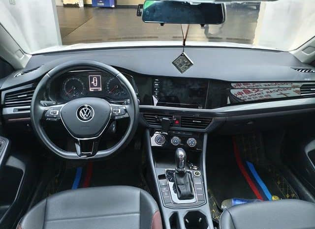 
								Volkswagen Bora, 2021 full									
