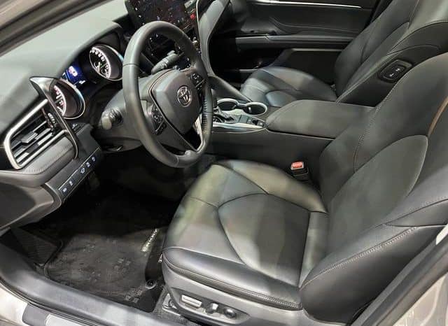 
								Toyota Camry, 2024 full									