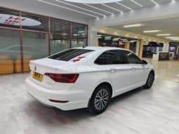 
										Volkswagen Jetta, 2021 full									