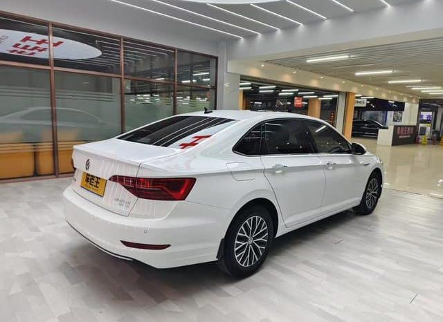 
								Volkswagen Jetta, 2021 full									