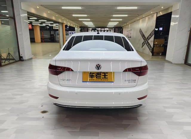 
								Volkswagen Jetta, 2021 full									