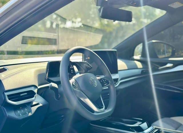 
								Volkswagen ID.4 CROZZ, 2023 full									