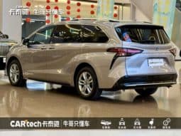 
										Toyota Sienna, 2022 full									