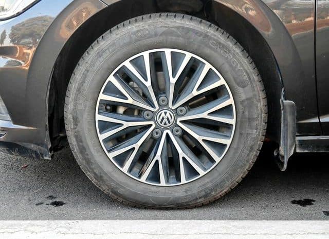 
								Volkswagen Jetta, 2020 full									