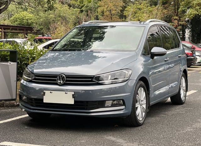 67d30c344b79e Volkswagen Touran L, 2021