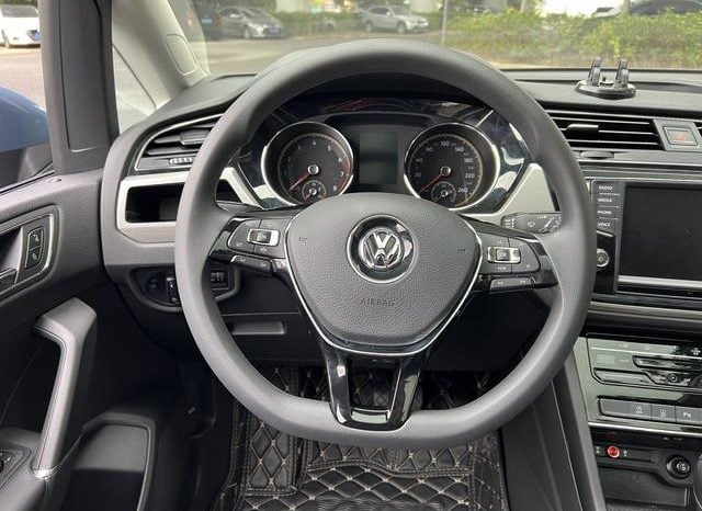 
								Volkswagen Touran L, 2021 full									