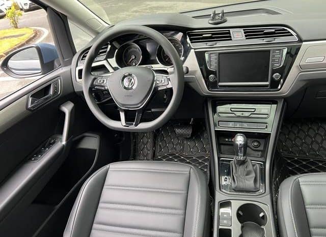 
								Volkswagen Touran L, 2021 full									