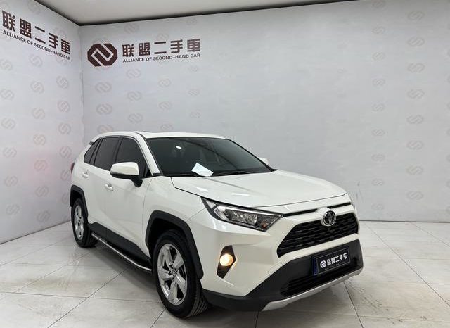 
								Toyota RAV4 (IV), 2020 full									