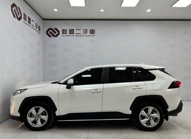 
								Toyota RAV4 (IV), 2020 full									