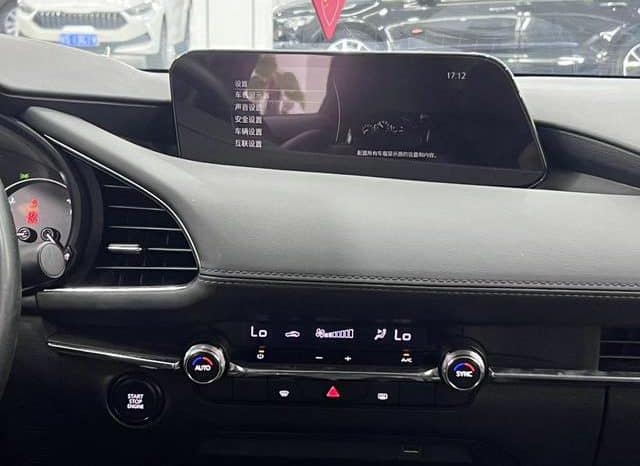 
								Mazda 3 (IV), 2021 full									