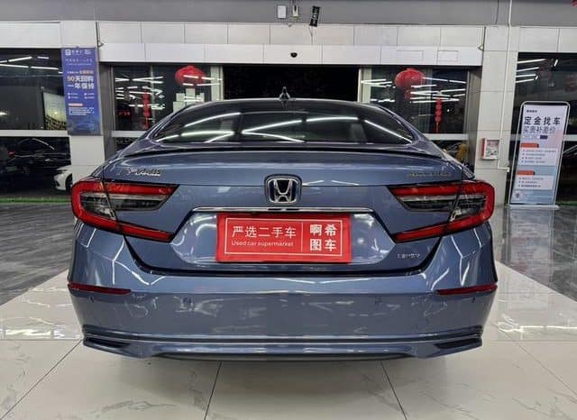 
								Honda Accord, 2021 full									